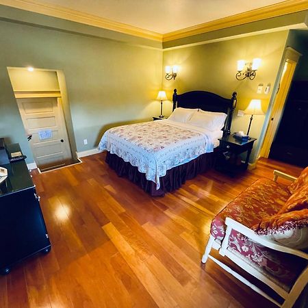 The Vintage Inn Redwood Falls エクステリア 写真