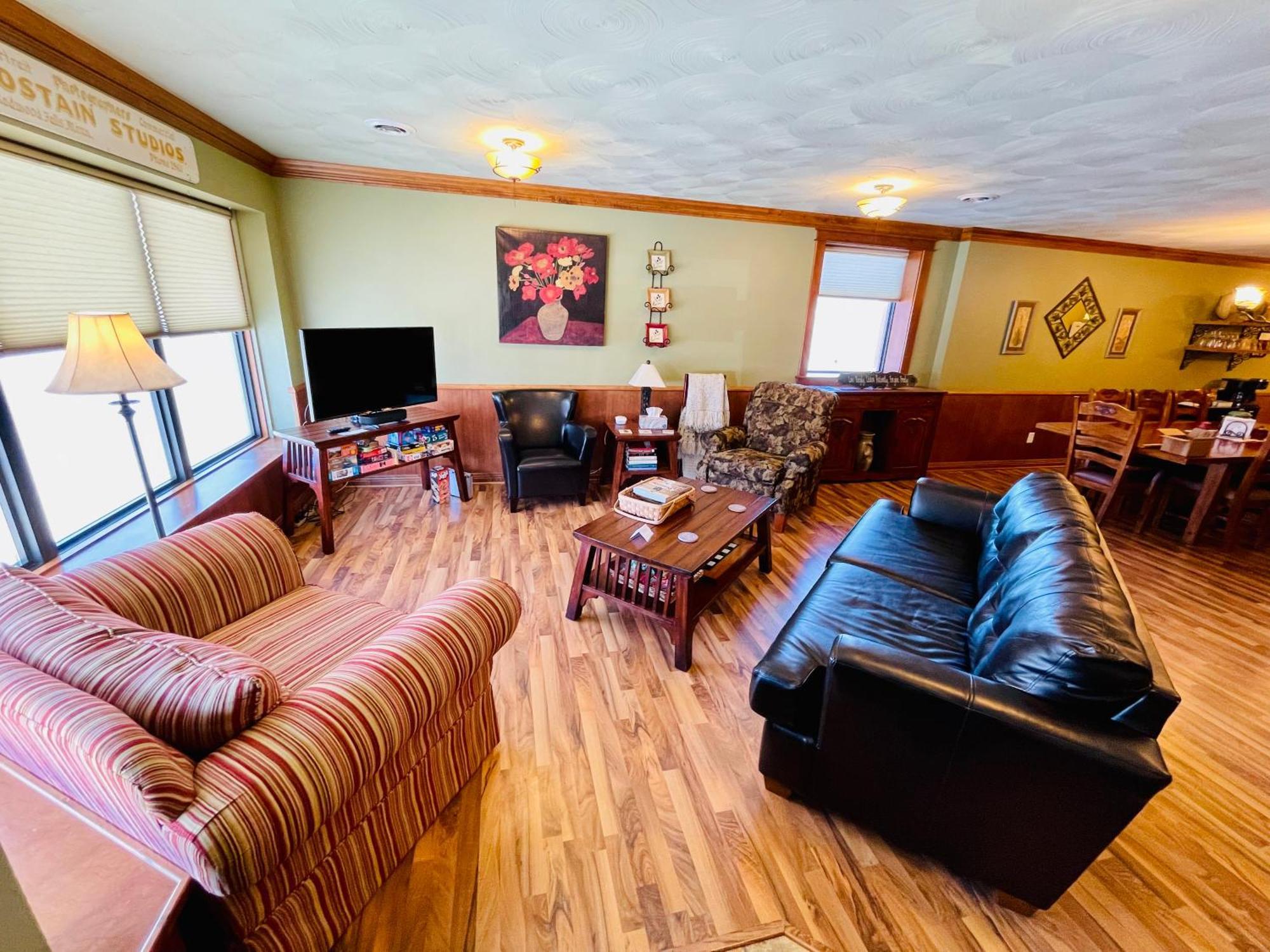 The Vintage Inn Redwood Falls エクステリア 写真