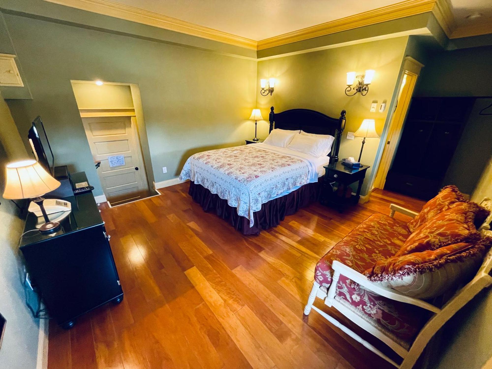 The Vintage Inn Redwood Falls エクステリア 写真